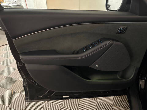 2021 Ford Mustang Mach-E GT