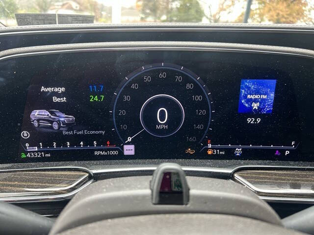 2022 Cadillac Escalade Premium Luxury