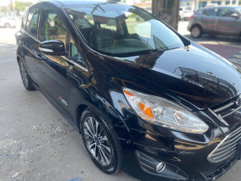 2017 Ford C-MAX Energi Titanium