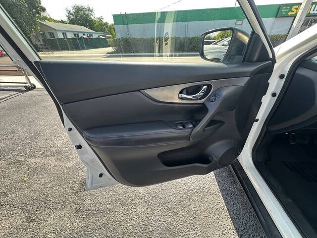 2015 Nissan Rogue SV