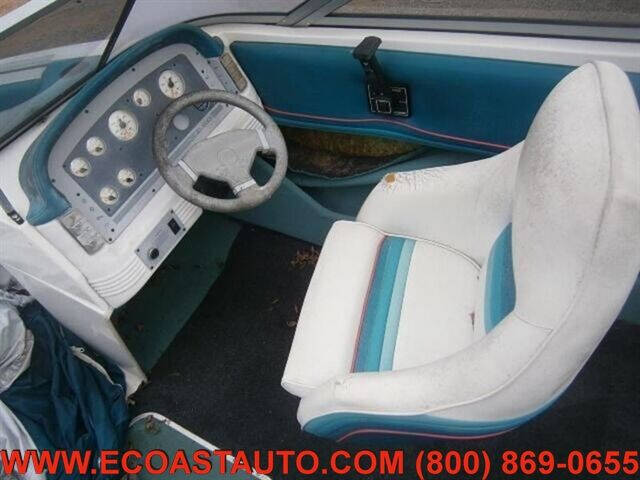 1991 Larson Boats 3000