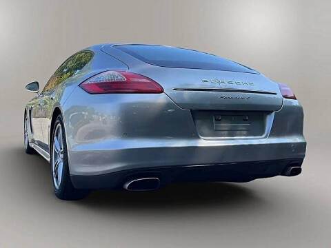 2011 Porsche Panamera