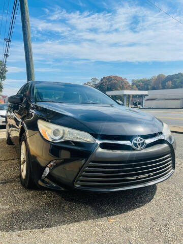 2015 Toyota Camry for sale at Knox Bridge Hwy Auto Sales in Canton GA