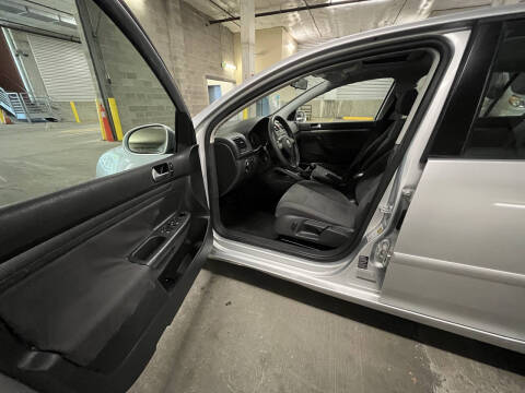 2006 Volkswagen Rabbit