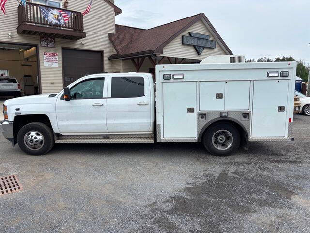 2016 Chevrolet Silverado 3500 Chassis Cab 1LT's photo