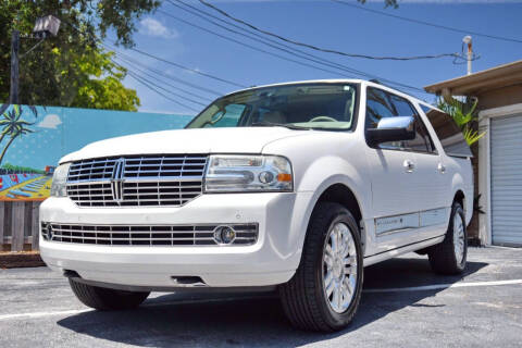 2014 Lincoln Navigator L