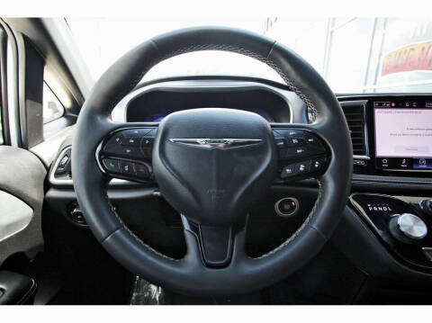 2022 Chrysler Pacifica Touring