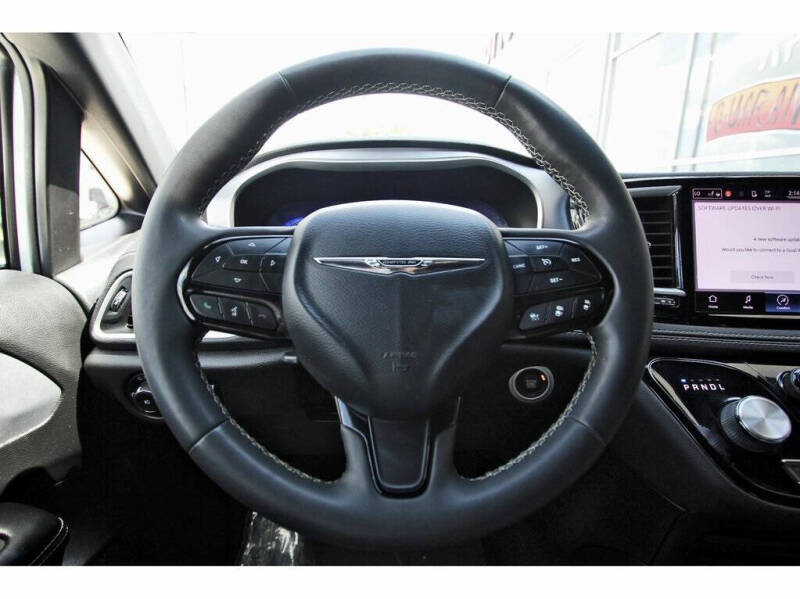 2022 Chrysler Pacifica Touring