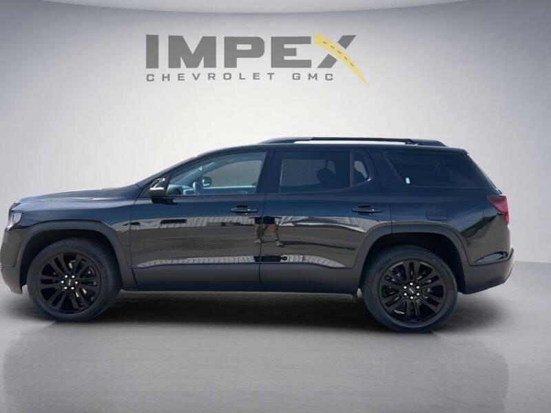2023 GMC Acadia SLE