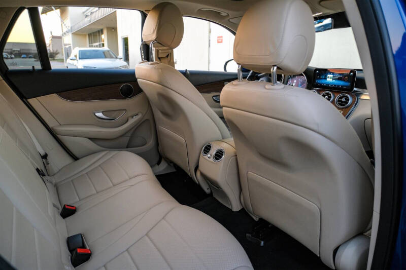 2022 Mercedes-Benz GLC GLC 300