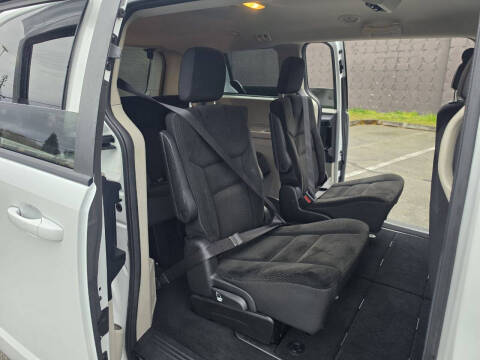 2018 Dodge Grand Caravan SE