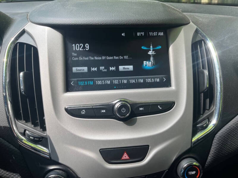 2018 Chevrolet Cruze LS Auto