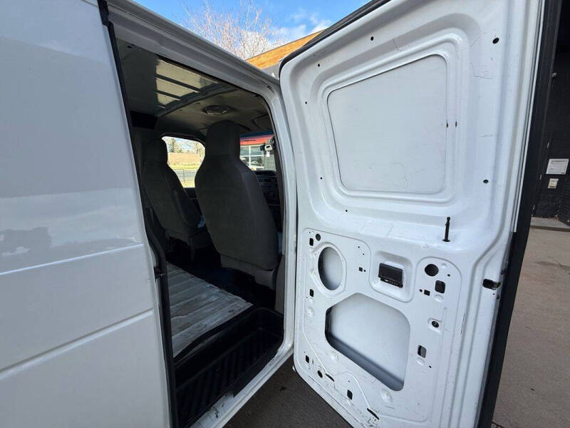 2014 Ford E-Series E-150