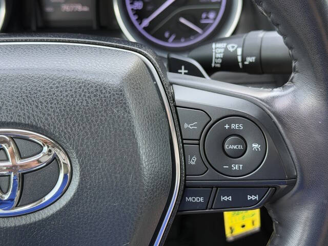 2020 Toyota Camry SE