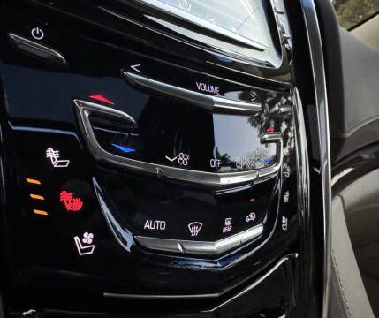 2017 Cadillac Escalade Luxury