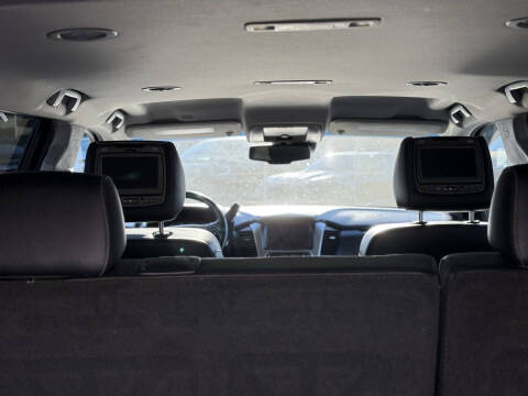 2017 Chevrolet Suburban LT