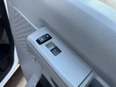 2014 Ford E-Series E-150 XLT