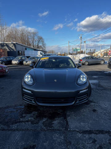 2014 Porsche Panamera 4