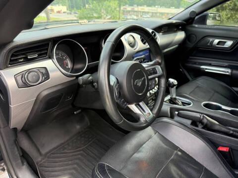 2020 Ford Mustang EcoBoost Premium