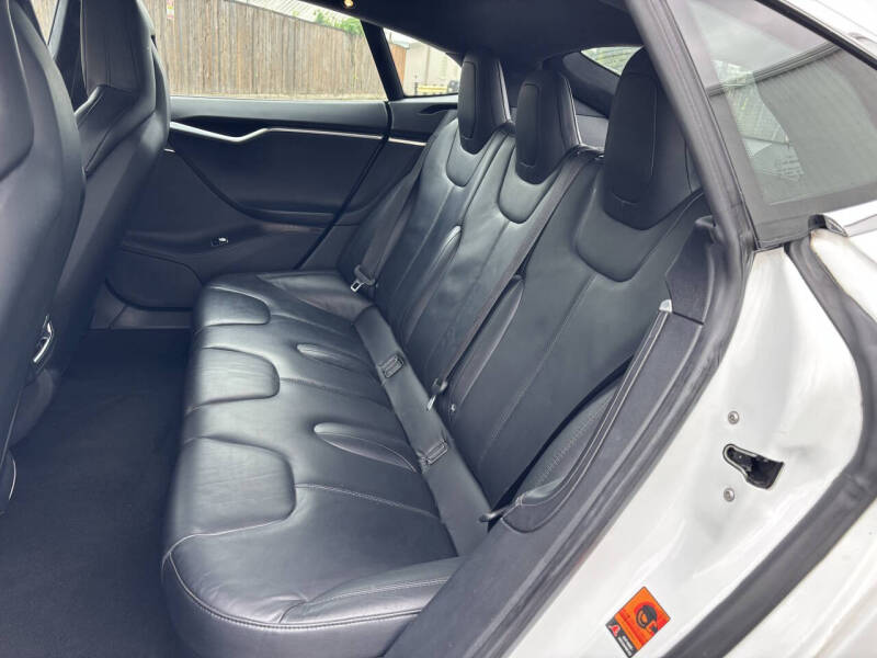 2016 Tesla Model S 70