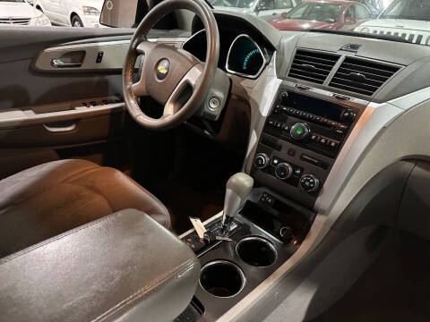 2011 Chevrolet Traverse LS