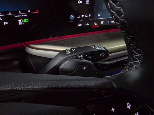 2025 Audi Q5 quattro Prestige TFSI