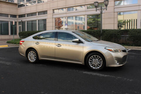 2013 Toyota Avalon Hybrid XLE Touring