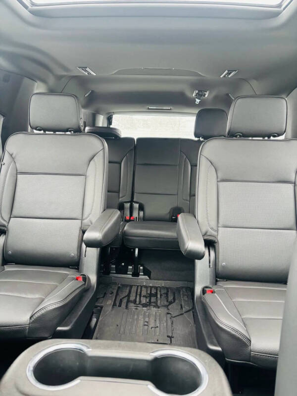 2023 GMC Yukon XL Denali