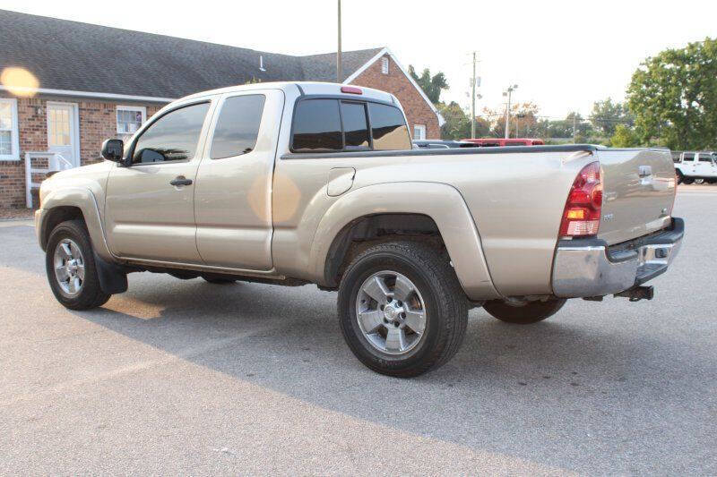 2005 Toyota Tacoma V6