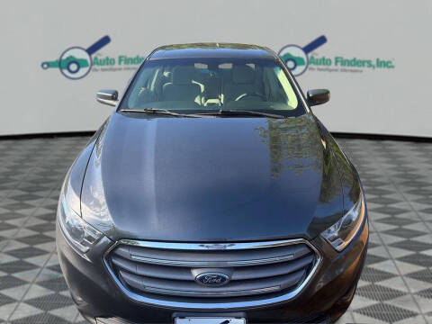 2018 Ford Taurus SE