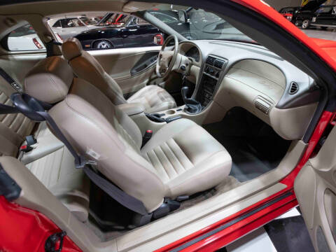 2003 Ford Mustang GT Deluxe