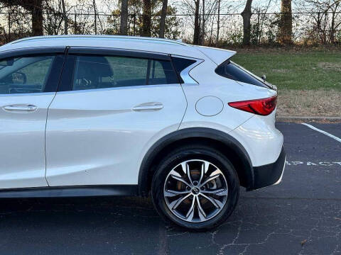 2017 Infiniti QX30