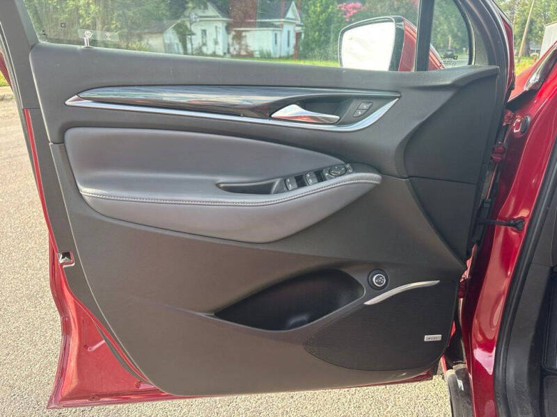 2021 Buick Enclave Essence