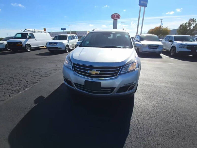 2017 Chevrolet Traverse 2LT