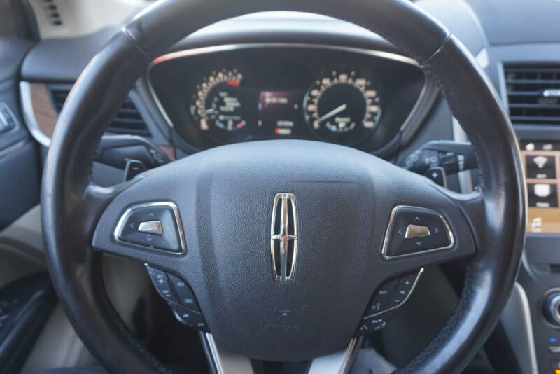 2017 Lincoln MKC Select