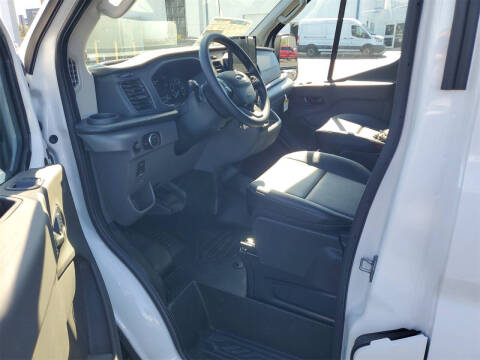 2025 Ford Transit 250