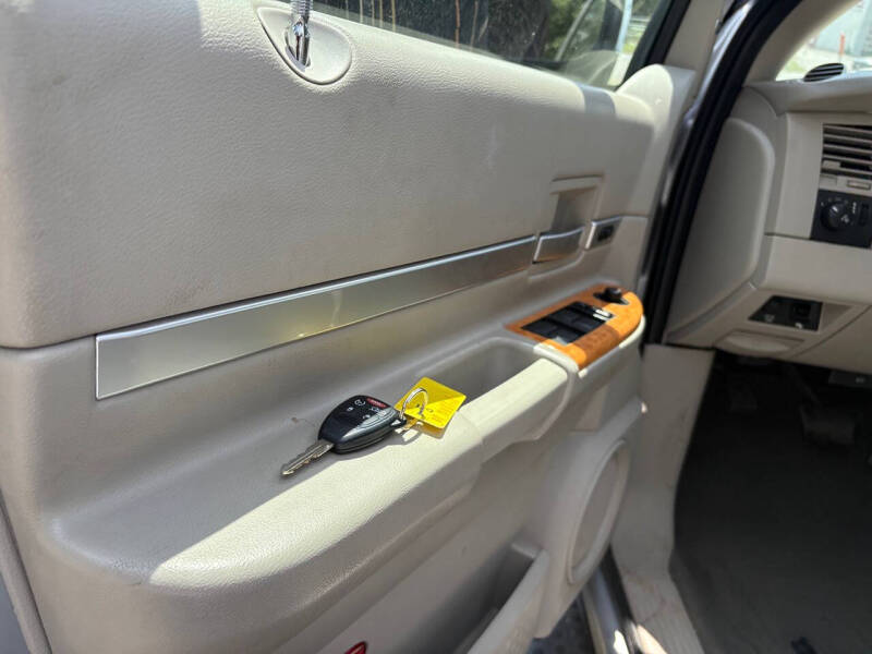 2009 Chrysler Aspen Limited