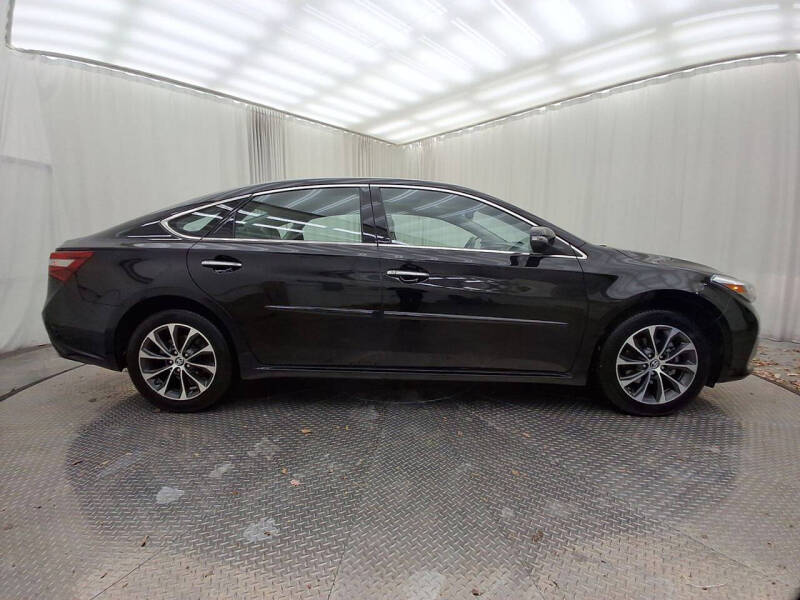 2017 Toyota Avalon XLE Premium