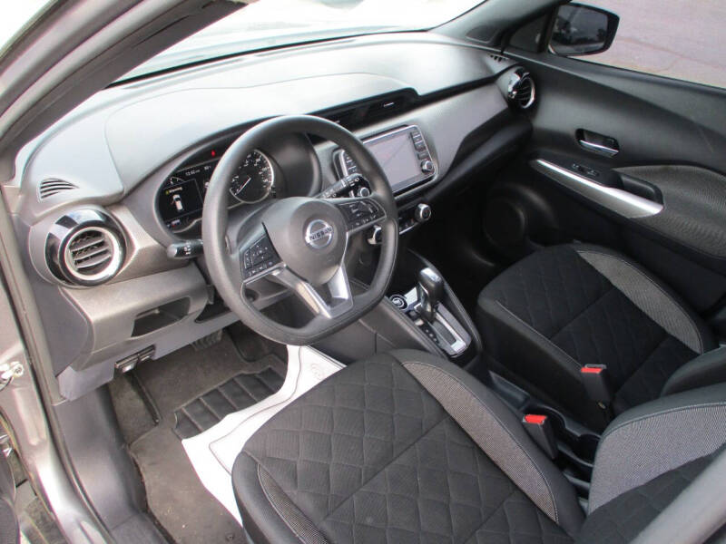 2020 Nissan Kicks SV