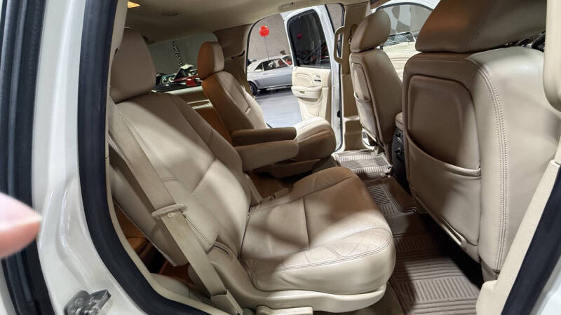 2013 Cadillac Escalade Luxury