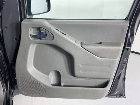 2021 Nissan Frontier SV