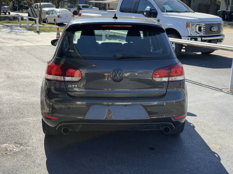 2012 Volkswagen GTI Base PZEV