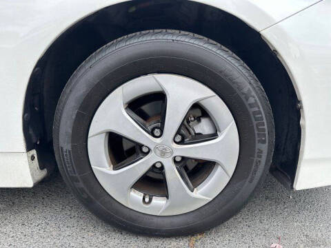 2013 Toyota Prius Two