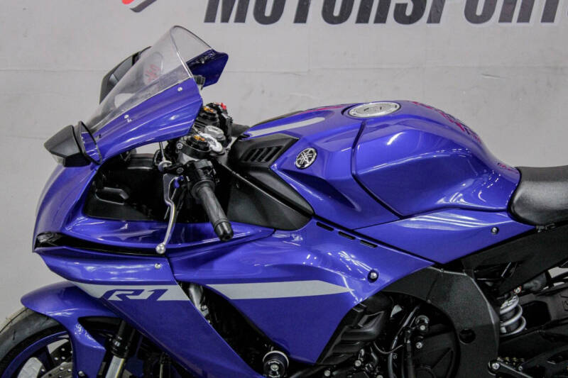 2020 Yamaha YZF-R1