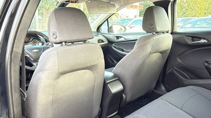 2018 Chevrolet Cruze LS Auto