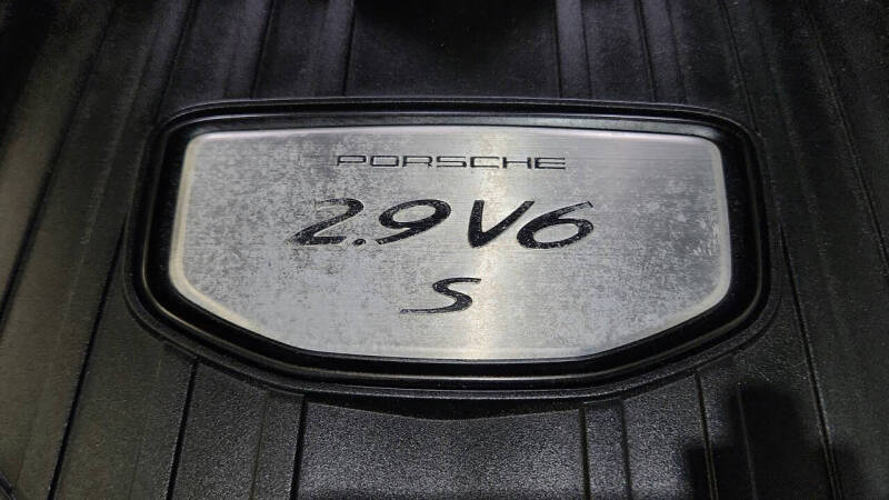 2018 Porsche Panamera 4S