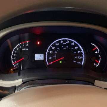 2014 Toyota Sienna LE 8-Passenger