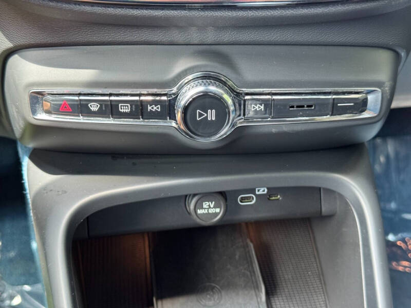 2023 Volvo XC40 Recharge Twin Plus