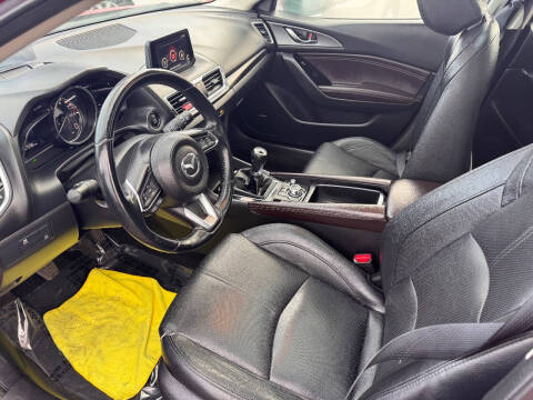 2017 Mazda MAZDA3 Grand Touring