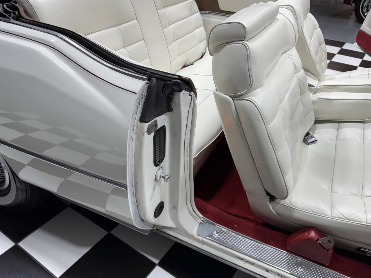 1975 Cadillac Eldorado 82